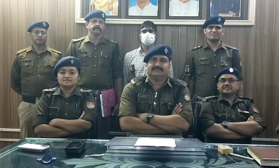 पुलिस को मिली बड़ी सफलता, 900 ग्राम अफीम के साथ एक अभियुक्त गिरफ्तार।