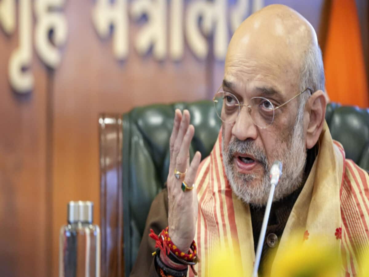 नक्सलवाद उखाड़ फेंकने का ऐलान, कब तक खात्मा? गृहमंत्री अमित शाह ने फिक्स की डेडलाइन नक्सलवाद उखाड़ फेंकने का ऐलान, कब तक खात्मा? गृहमंत्री अमित शाह ने फिक्स की डेडलाइन