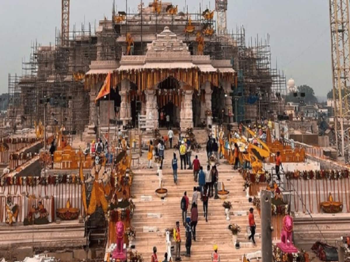 UP Ayodhya Ram Temple Consecration Inauguration Opening Ceremony People eager to reach anyhow UP Ayodhya Ram Temple Consecration Inauguration Opening Ceremony People eager to reach anyhow