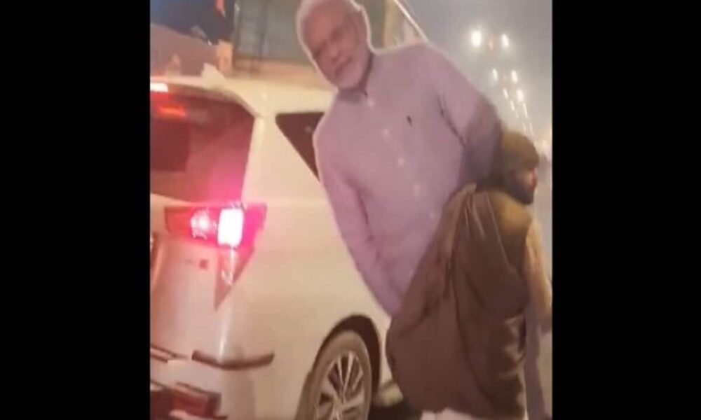 jo ram ko lae hain hum unako layenge sadhu took modi s cut out to ashram worship ayodhya ram mandir