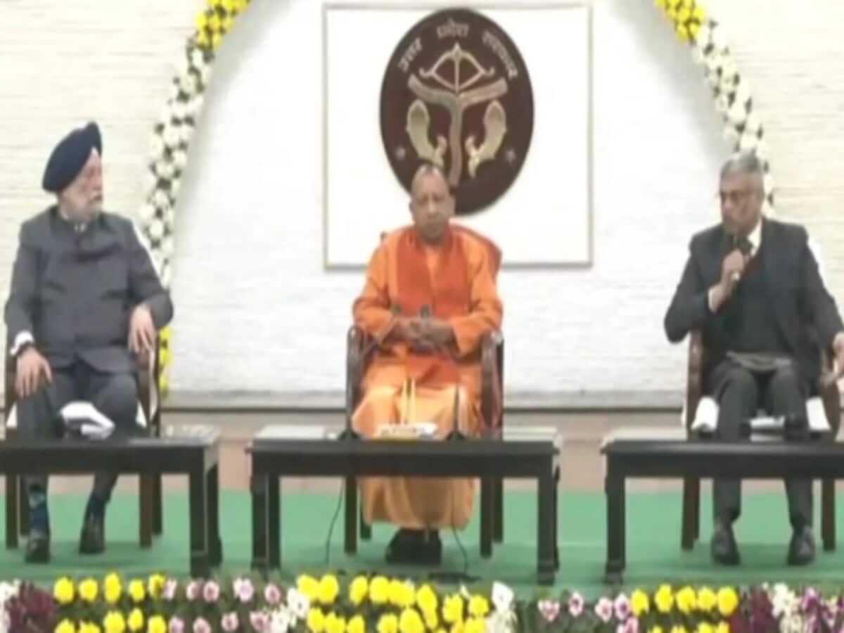 यूपी के किसानों को आज मिलेेगी बड़ी सौगात, CM योगी-हरदीप सिंह पुरी ने बताया आमदनी बढ़ाने वाला प्लान यूपी के किसानों को आज मिलेेगी बड़ी सौगात, CM योगी-हरदीप सिंह पुरी ने बताया आमदनी बढ़ाने वाला प्लान