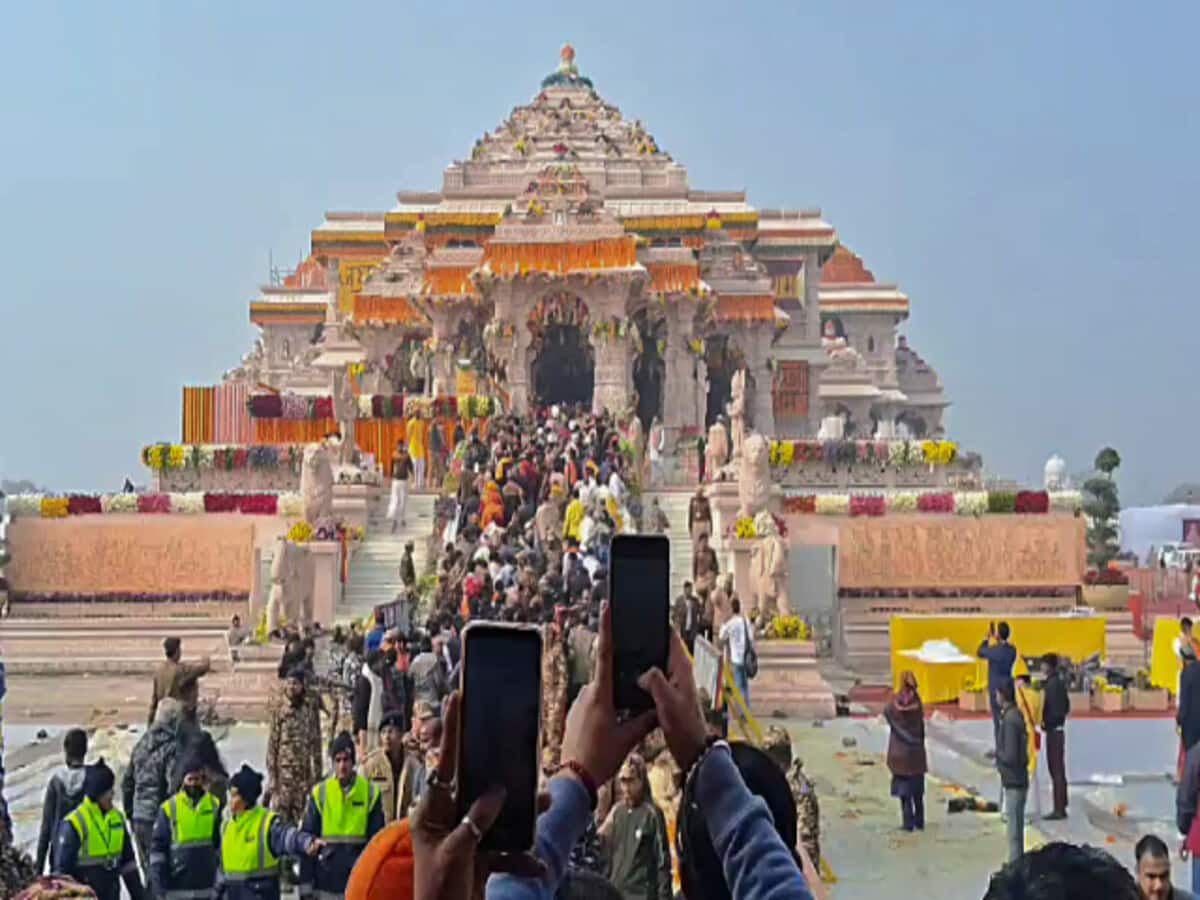 अयोध्या में श्रद्धालुओं को दर्शन में नहीं हो रही कोई समस्या, आज सीएम योगी करेंगे समीक्षा: एडीजी अयोध्या में श्रद्धालुओं को दर्शन में नहीं हो रही कोई समस्या, आज सीएम योगी करेंगे समीक्षा: एडीजी