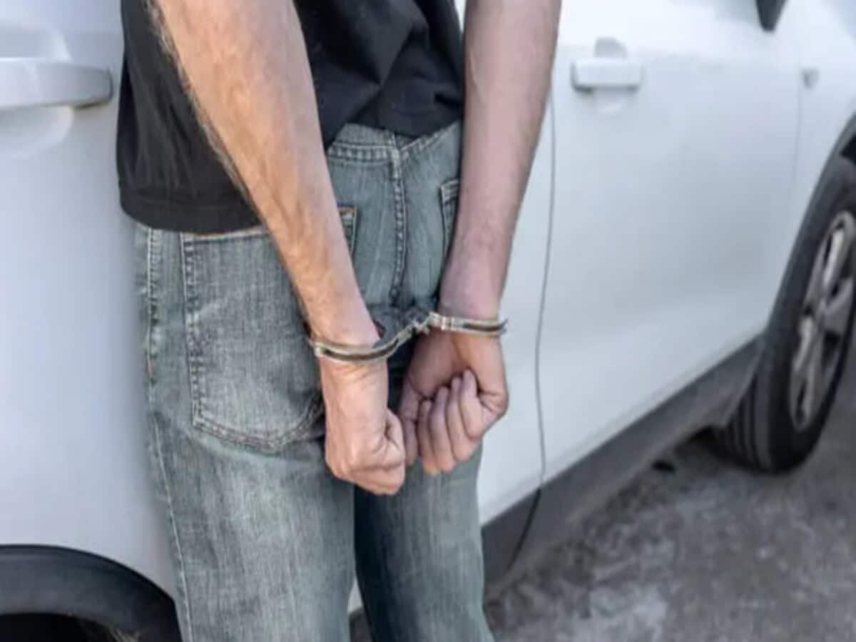 गर्लफ्रेंड को मोबाइल गिफ्ट करने को बने लुटेरे, एक को भरनी थी गाड़ी की किस्त, पांच गिरफ्तार गर्लफ्रेंड को मोबाइल गिफ्ट करने को बने लुटेरे, एक को भरनी थी गाड़ी की किस्त, पांच गिरफ्तार