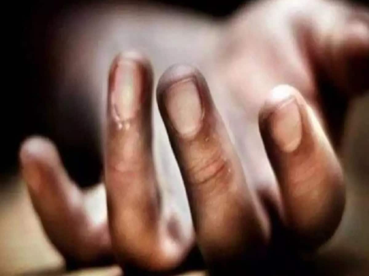हरिद्वार हरकी पैड़ी में 5 साल के मासूम लड़के को डूबा-डूबाकर दी मौत, तंत्र-मंत्र के नाम पर की हत्या हरिद्वार हरकी पैड़ी में 5 साल के मासूम लड़के को डूबा-डूबाकर दी मौत, तंत्र-मंत्र के नाम पर की हत्या