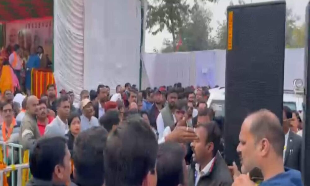 Journalist in Surguja said Collector sir Guarantee our security in BJP program – सरगुजा में पत्रकार बोले