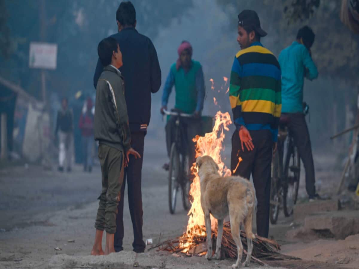 delhi weather forecast imd 28 january delhi rain alert barish mausam temperature update