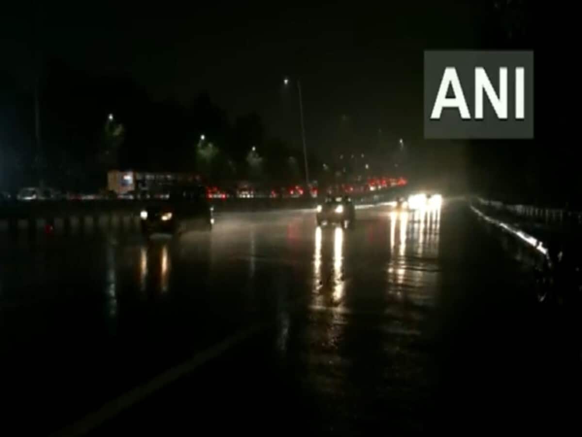 Weather Update: छत्तीसगढ़ और झारखंड में जोरदार बारिश का अलर्ट, मध्य प्रदेश में भी बदलेगा मौसम Weather Update: छत्तीसगढ़ और झारखंड में जोरदार बारिश का अलर्ट, मध्य प्रदेश में भी बदलेगा मौसम
