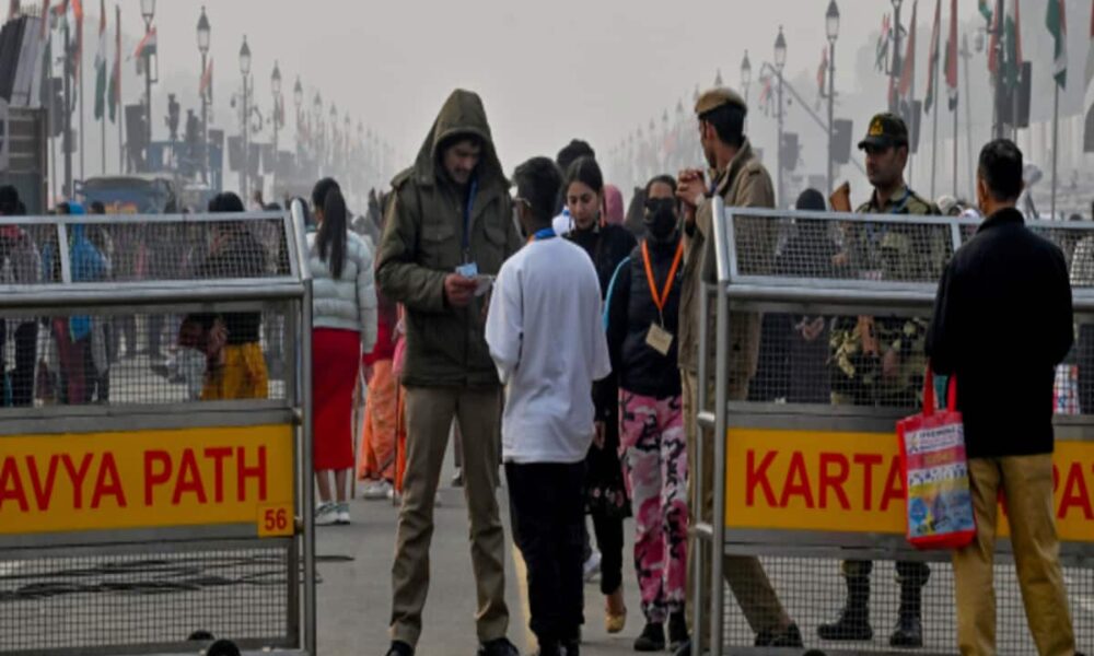 Republic Day : बॉर्डर सील, 10 बजे के बाद मूवमेंट बंद; गणतंत्र दिवस से पहले दिल्ली में इन वाहनों पर भी पाबंदी