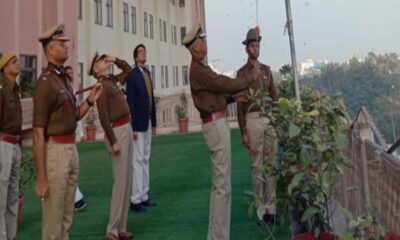 राजस्थान पुलिस: पुलिस मुख्यालय में झंडारोहण, DGP से इन्हें मिला प्रशंसा पत्र