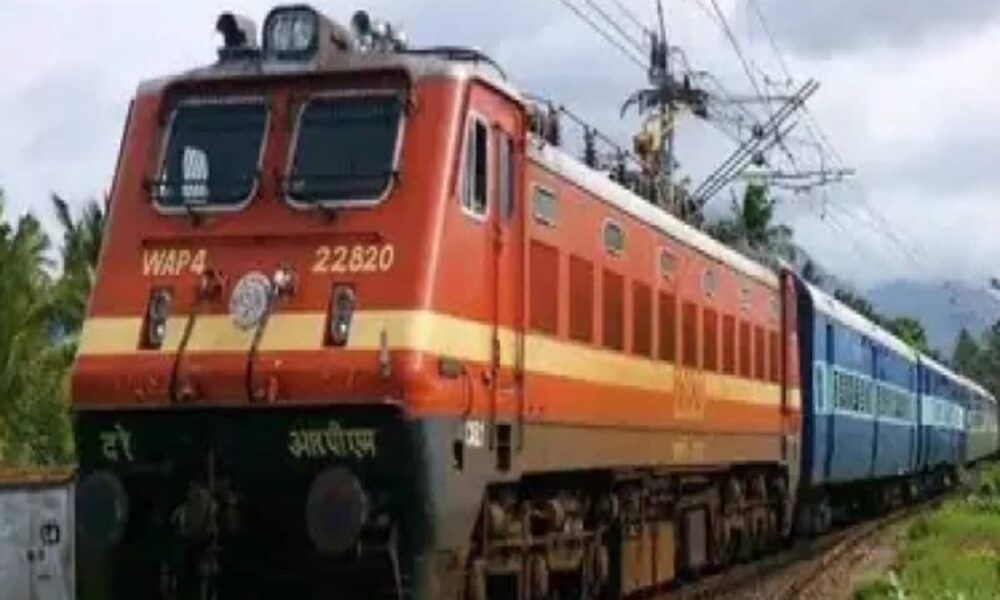 रेल यात्रियों के लिए बड़ा अपडेट, UP-बिहार, दिल्ली-एनसीआर के इन रूटों पर ट्रेनें डायवर्ट; पढ़ें लिस्ट