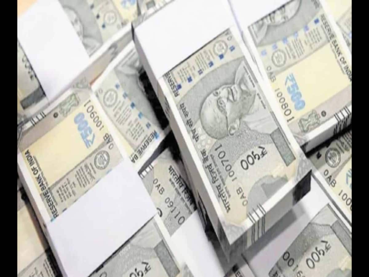 Fake notes brought in UP Varanasi purvanchal from west Bengal before Loksabha Elections smugglers Bangladeshi connections Fake notes brought in UP Varanasi purvanchal from west Bengal before Loksabha Elections smugglers Bangladeshi connections