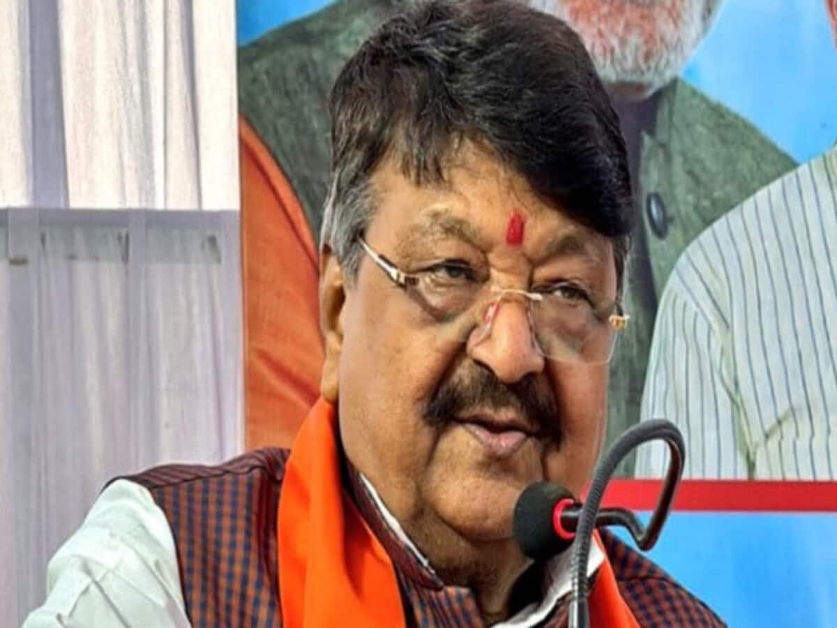 'मुझे 3000 रुपये से ज्यादा नहीं देती', पॉकेट मनी बता कैलाश विजयवर्गीय ने बताया कैसे बीवी तय करती हैं बजट 'मुझे 3000 रुपये से ज्यादा नहीं देती', पॉकेट मनी बता कैलाश विजयवर्गीय ने बताया कैसे बीवी तय करती हैं बजट