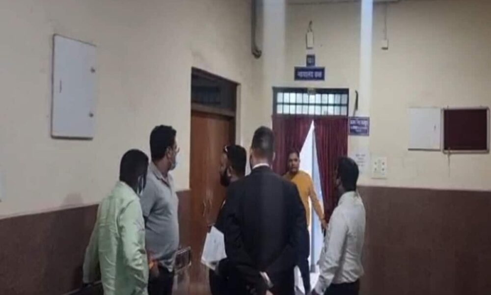महादेव सट्टा मामले में ईडी ने दो आरोपियों को किया गिरफ्तार, कोर्ट में किया गया पेश, जानें पूरा मामला