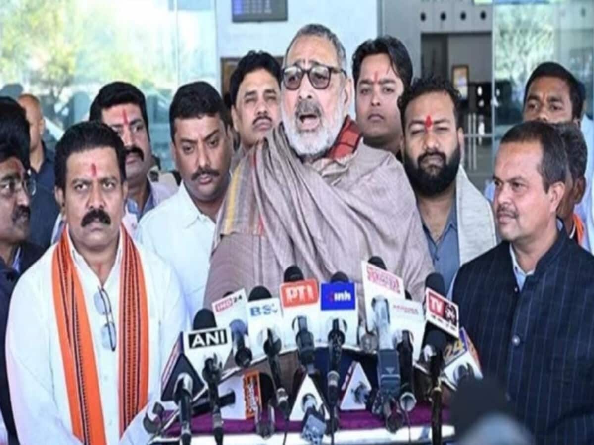Minister Giriraj Singh said the virus of anti Hindu is in the DNA of Congress itself – मंत्री गिरिराज सिंह बोले Minister Giriraj Singh said the virus of anti Hindu is in the DNA of Congress itself – मंत्री गिरिराज सिंह बोले