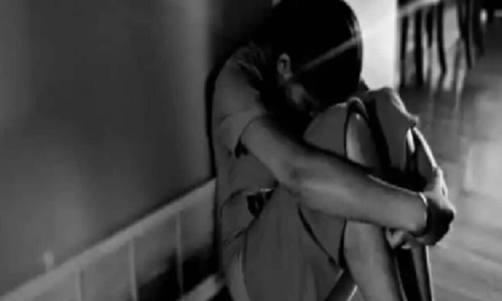 govt school hostel 12th class girl found pregnant deliver baby in hospital