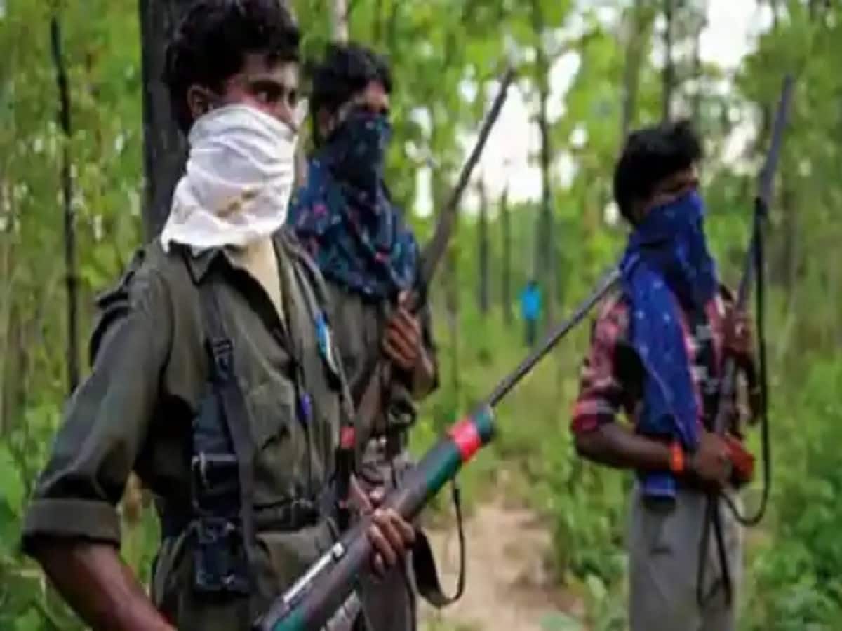 Sukma police arrested three Naxalites CRPF team suspected in the attack big revelation will be made Sukma police arrested three Naxalites CRPF team suspected in the attack big revelation will be made