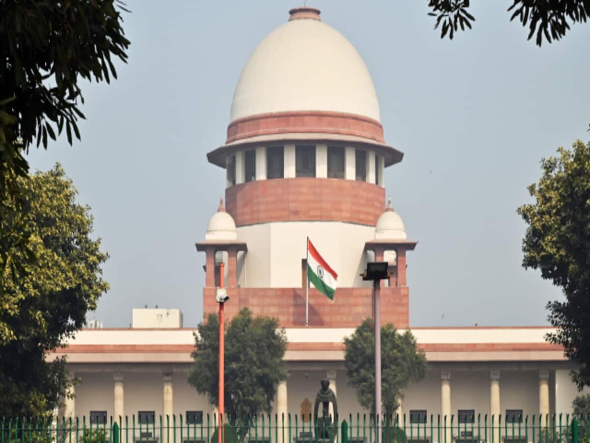 जब कम्प्लेन निजी कंपनी की है, तो पंजाब सरकार अपील में क्यों आई? SC की सख्त टिप्पणी; बादल को राहत जब कम्प्लेन निजी कंपनी की है, तो पंजाब सरकार अपील में क्यों आई? SC की सख्त टिप्पणी; बादल को राहत