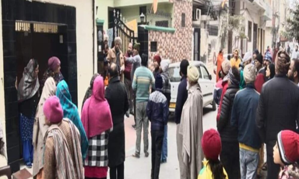 पत्नी की हत्या के बाद लगा ली फांसी, सास और साली को बताया जिम्मेदार; अमृतसर में खौफनाक घटना