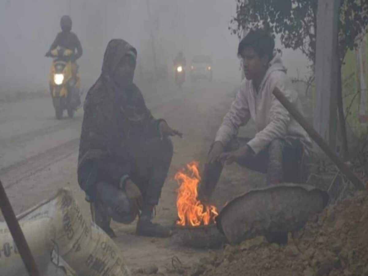 Cold temperature drops in Chhattisgarh Meteorological Department said dense fog will remain with light rain – छत्तीसगढ़ में ठंड का गिरा पारा, मौसम विभाग बोला Cold temperature drops in Chhattisgarh Meteorological Department said dense fog will remain with light rain – छत्तीसगढ़ में ठंड का गिरा पारा, मौसम विभाग बोला