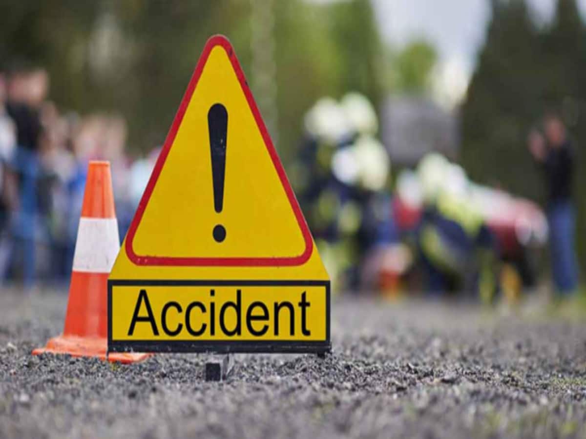 छत्तीसगढ़ के जगदलपुर में बड़ा सड़क हादसा, ओडिशा के रहने वाले सात लोगों की दर्दनाक मौत छत्तीसगढ़ के जगदलपुर में बड़ा सड़क हादसा, ओडिशा के रहने वाले सात लोगों की दर्दनाक मौत