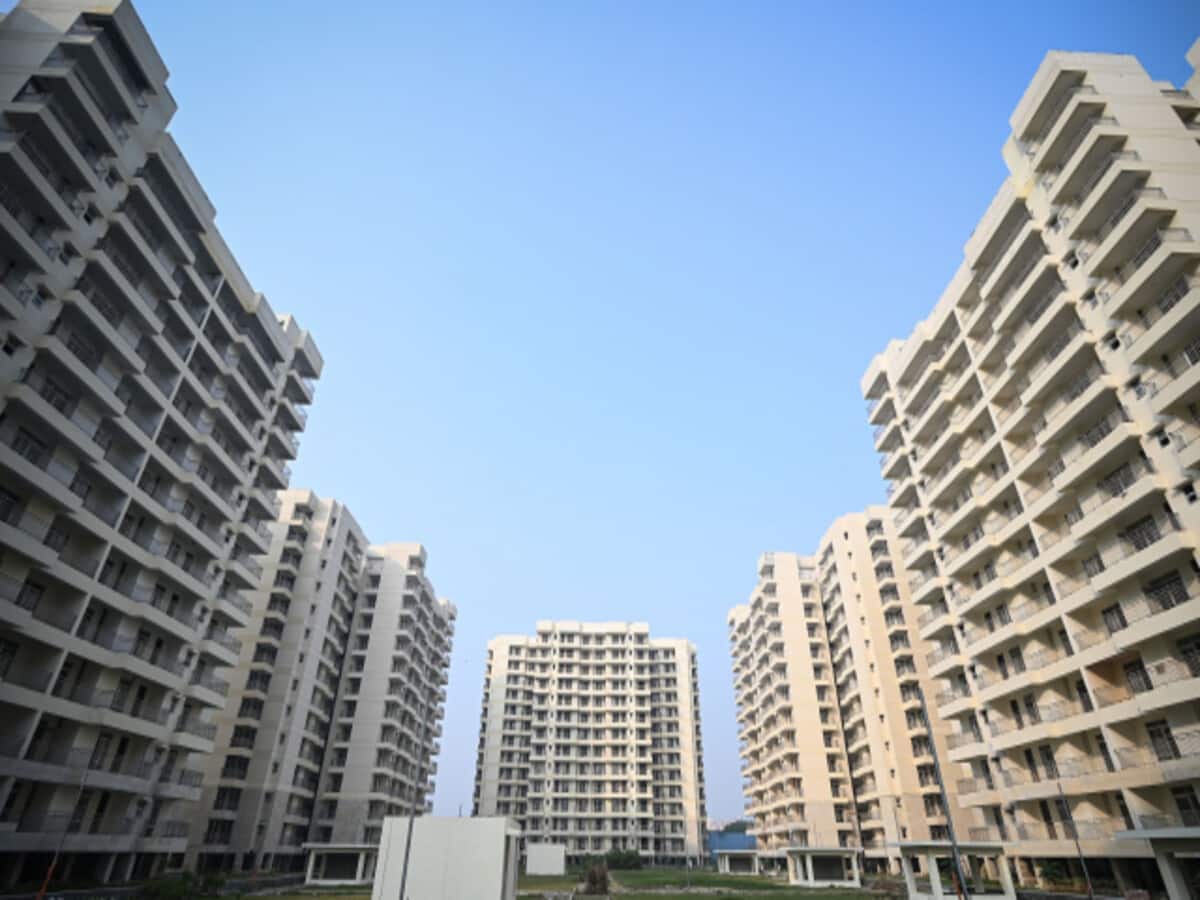 DDA land-pooling policy fraud Delhi police arrest mastermind who cheated many people