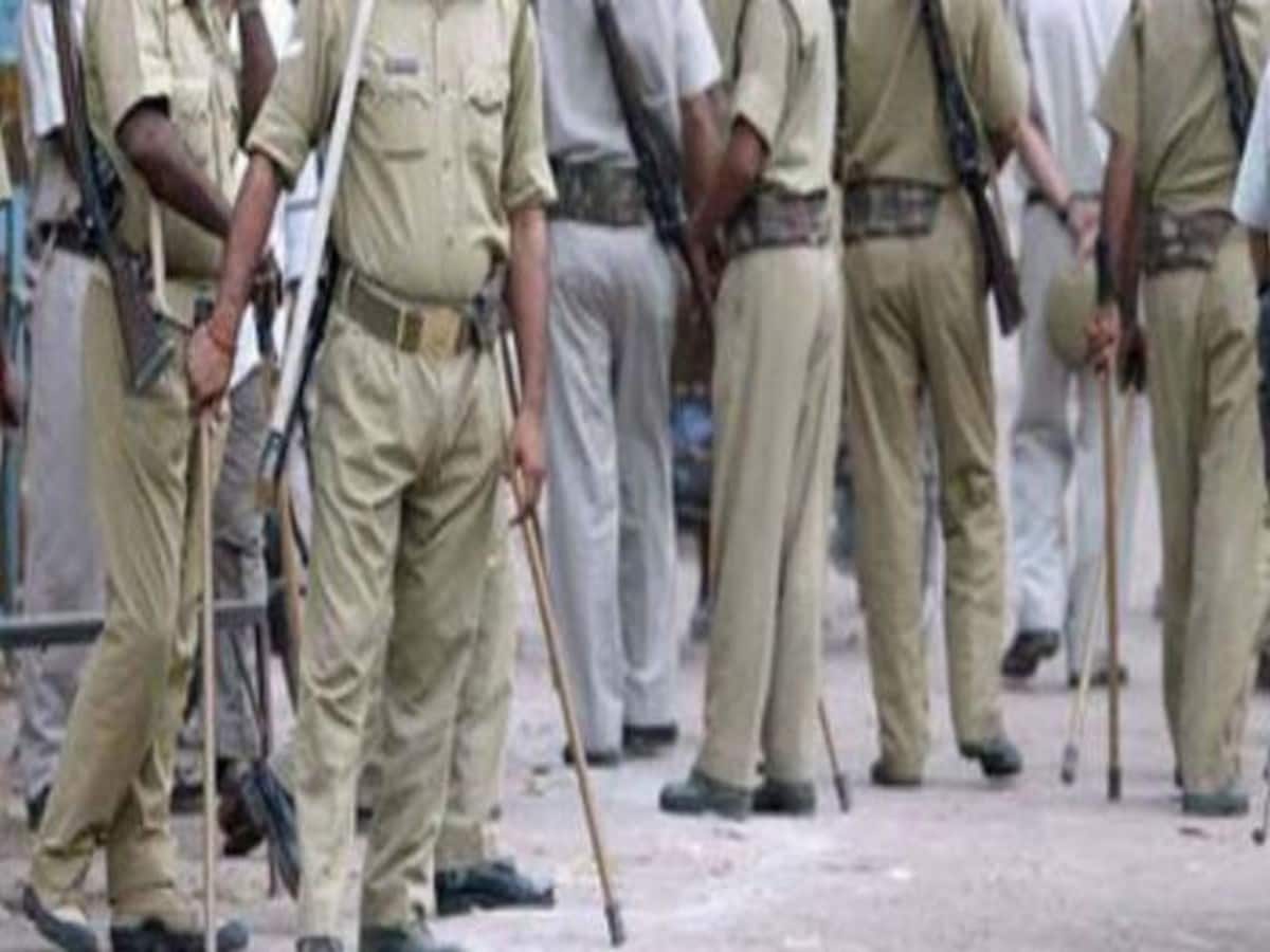 UP Sitapur 4152 Gang including Youth boys and children who get together for fights and birthday parties UP Sitapur 4152 Gang including Youth boys and children who get together for fights and birthday parties