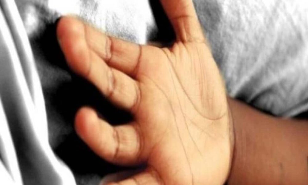 UP Prayagraj Woman was killed and heart missing dead body found buried in sand