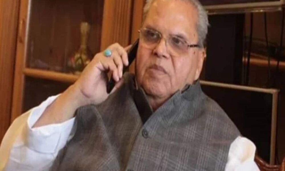 जम्मू-कश्मीर के पूर्व राज्यपाल सतपाल मलिक के पुश्तैनी घर पर भी सीबीआई रेड, संपत्ति का ब्योरा जुटाया