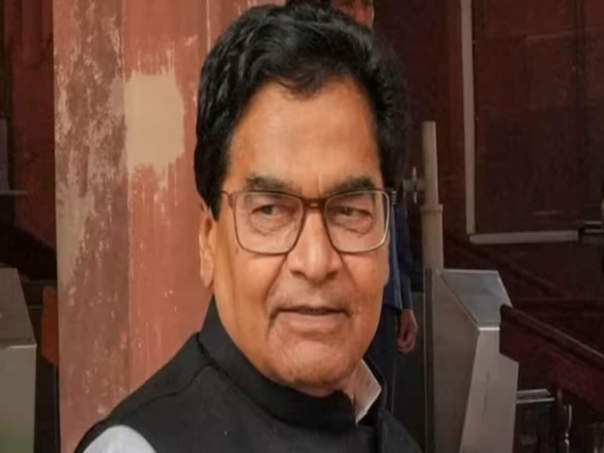 'प्रभु उनकी मदद करें', जयंत के एनडीए में जाने के सवाल पर क्या बोल गए रामगोपाल यादव 'प्रभु उनकी मदद करें', जयंत के एनडीए में जाने के सवाल पर क्या बोल गए रामगोपाल यादव