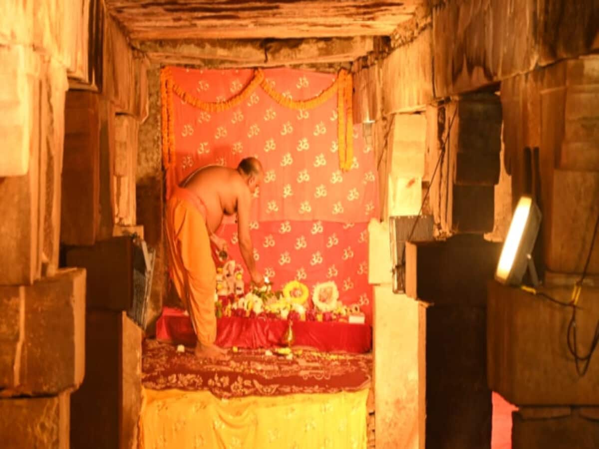UP Varanasi Gyanvapi Masjid Southern Cellar Vyas ji basement 5 times Aarti Pooja check time and details UP Varanasi Gyanvapi Masjid Southern Cellar Vyas ji basement 5 times Aarti Pooja check time and details