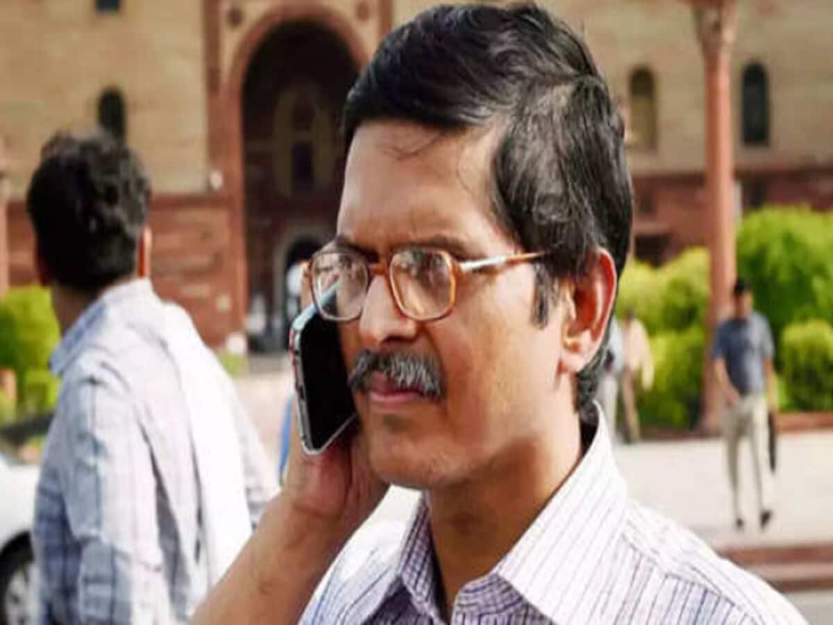 a case has been registered against former ips officer amid students protest in allahabad university