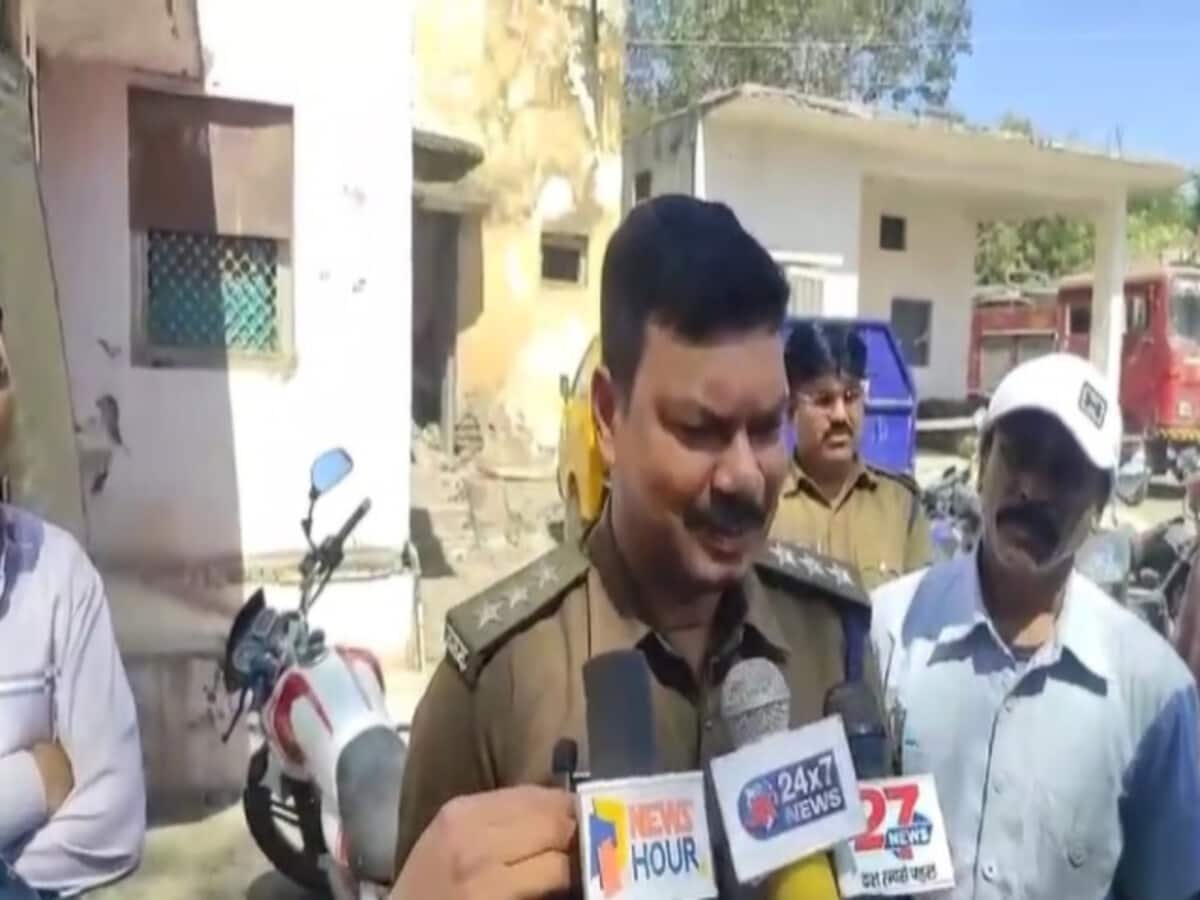 धार में नपा कर्मचारी की गोली मारकर हत्या, दफ्तर में घुसकर किया फायर; आरोपी के बेटे को नौकरी से निकालने पर विवाद