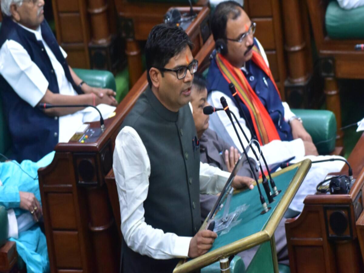 अब 400 यूनिट तक छत्तीसगढ़ में होगा बिजली बिल हाफ, योजना के लिए मिले 1 हजार 274 करोड़ अब 400 यूनिट तक छत्तीसगढ़ में होगा बिजली बिल हाफ, योजना के लिए मिले 1 हजार 274 करोड़
