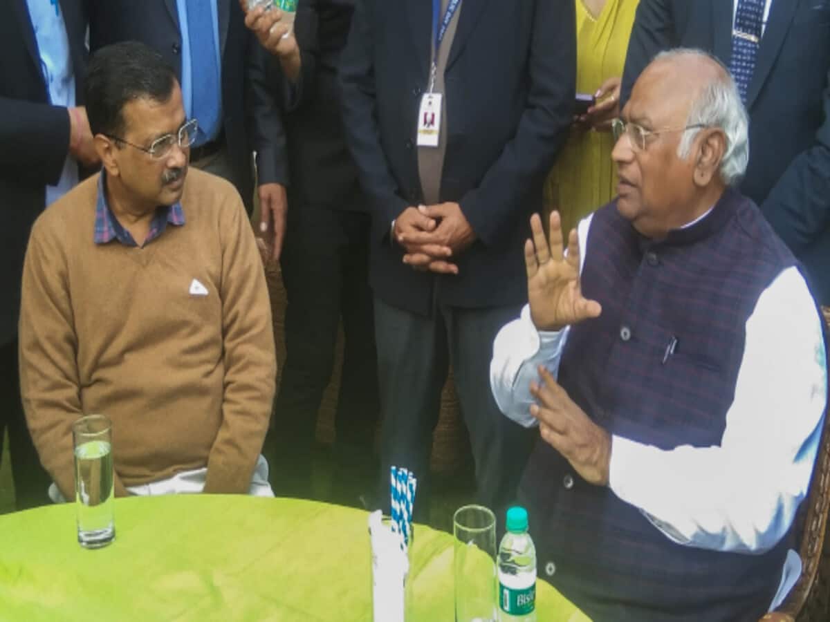 AAP-Congress Seat Sharing lok sabha elections 2024 arvind kejriwal joint press conference live updates AAP-Congress Seat Sharing lok sabha elections 2024 arvind kejriwal joint press conference live updates