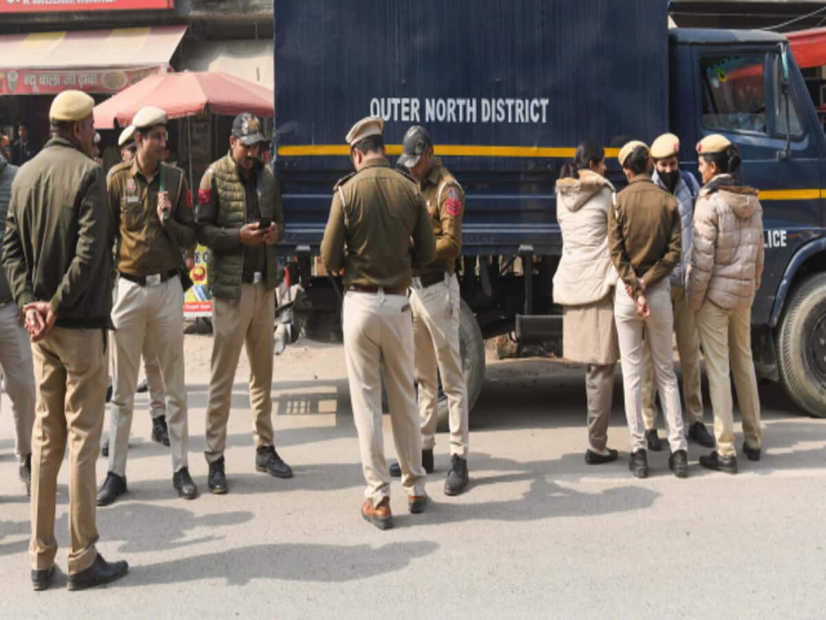 Delhi-Haryana border 70 farmers detained in MP bhopal what is the reason Delhi-Haryana border 70 farmers detained in MP bhopal what is the reason