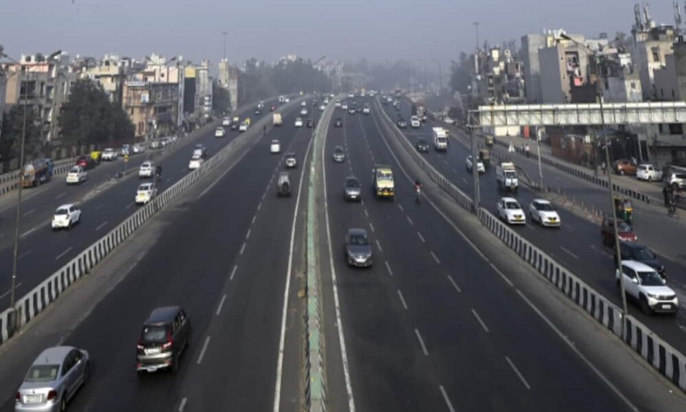 Delhi-Meerut Expressway 5th phase related all obstacles removed NHAI fixed new deadline for completion this project