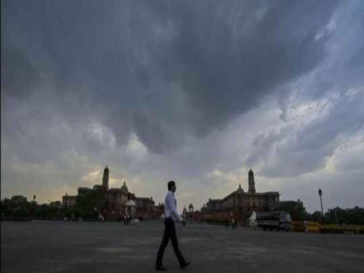 Weather update: राजस्थान में तेज धूप, 1 मार्च से इन जिलों में बारिश होने के आसार Weather update: राजस्थान में तेज धूप, 1 मार्च से इन जिलों में बारिश होने के आसार