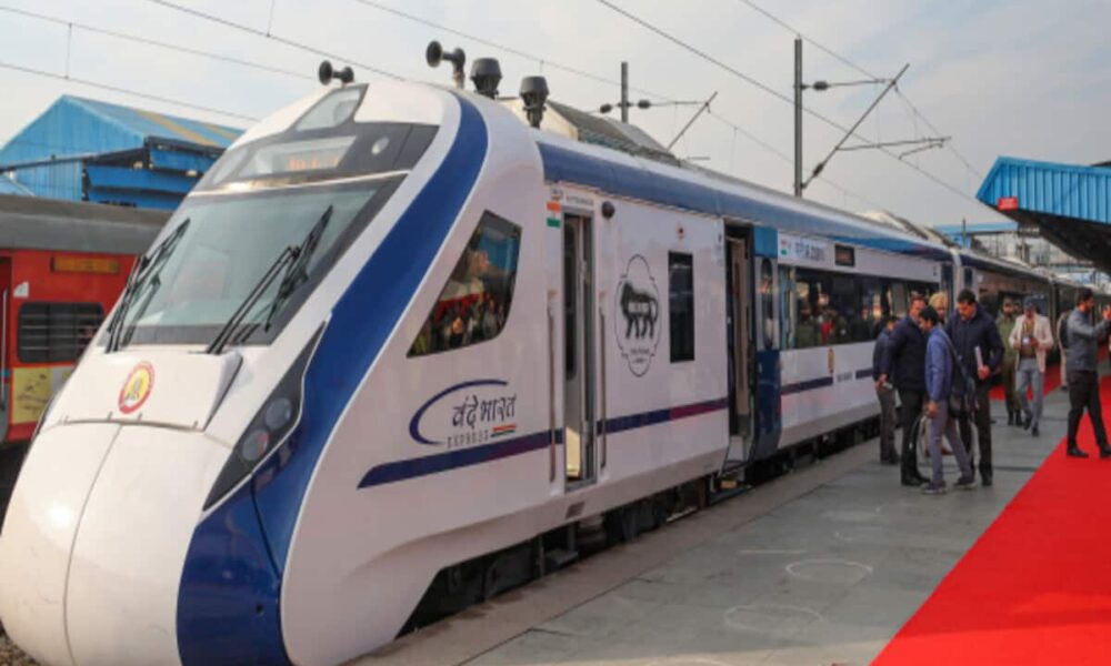 Dehradun New Delhi Vande Bharat Express train may oprate on wednesday timing route updates – India Hindi News
