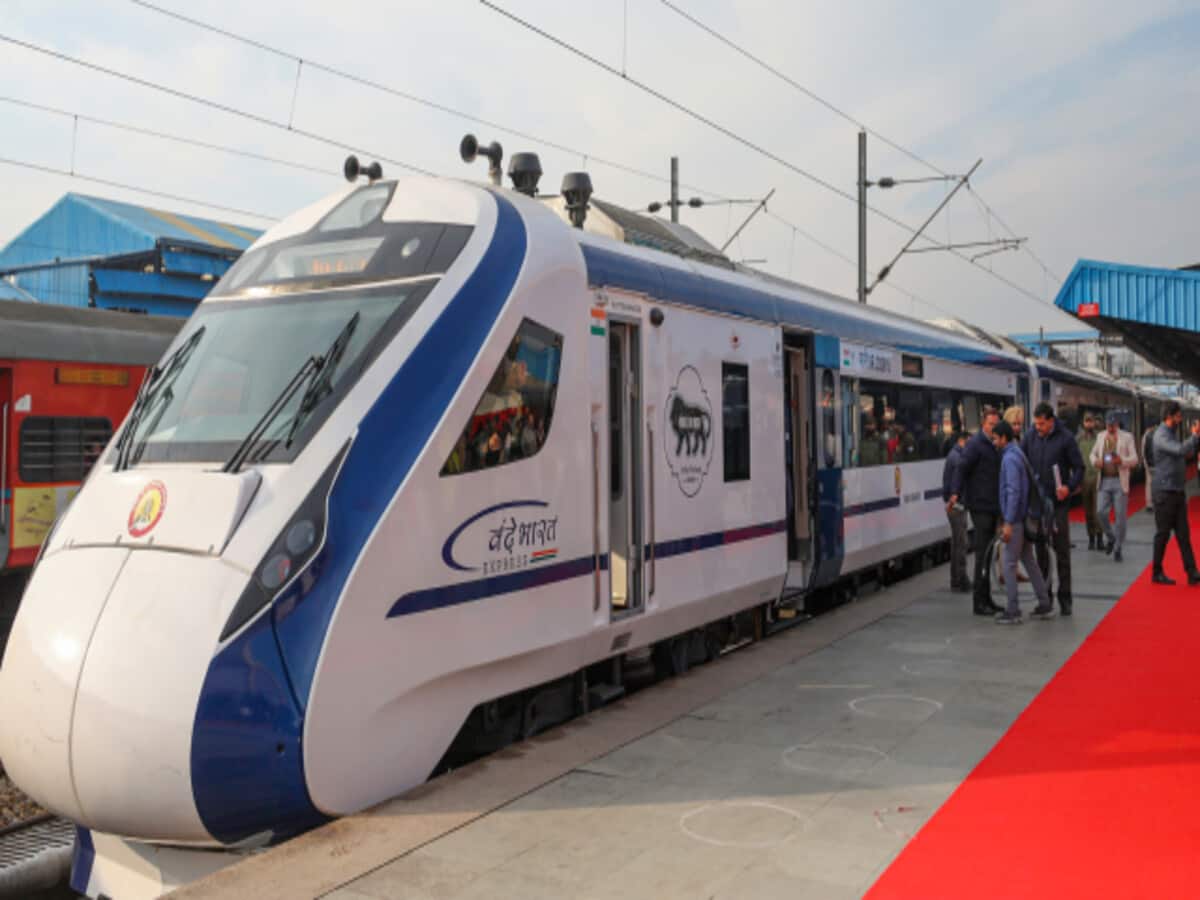 Dehradun New Delhi Vande Bharat Express train may oprate on wednesday timing route updates – India Hindi News Dehradun New Delhi Vande Bharat Express train may oprate on wednesday timing route updates – India Hindi News