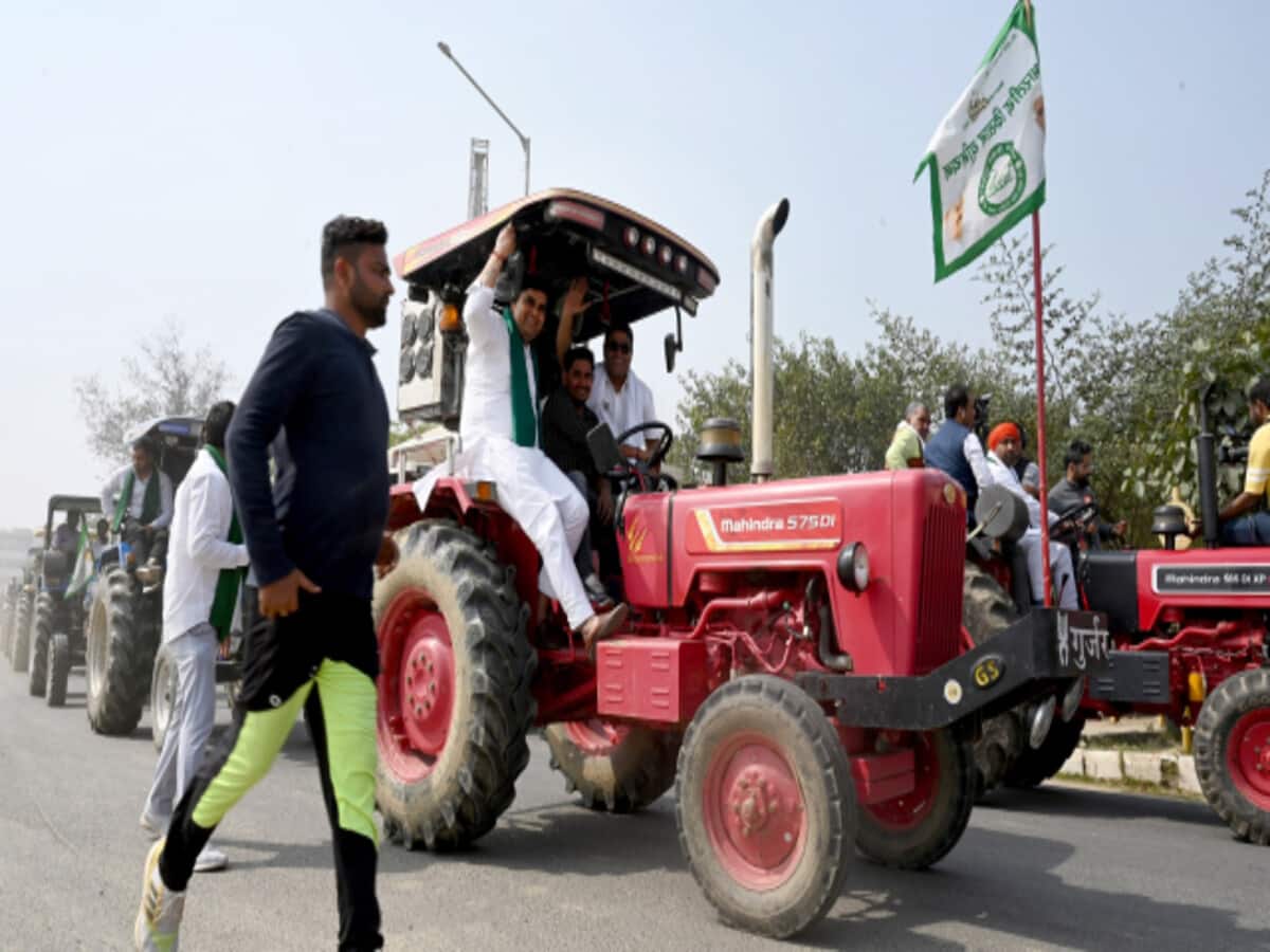 Kisan Andolan : किसानों का ऐक्शन प्लान, देशभर में 26 फरवरी को ट्रैक्टर मार्च निकालने का ऐलान Kisan Andolan : किसानों का ऐक्शन प्लान, देशभर में 26 फरवरी को ट्रैक्टर मार्च निकालने का ऐलान