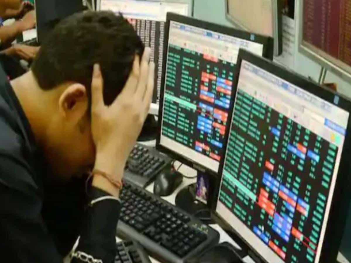 paytm target price 275 rupees by Macquarie expert down grade rating – 2150 से टूटकर ₹386 हुआ भाव, एक्सपर्ट की रिपोर्ट से सहमें निवेशक, आगे और गिरावट!, Business News paytm target price 275 rupees by Macquarie expert down grade rating – 2150 से टूटकर ₹386 हुआ भाव, एक्सपर्ट की रिपोर्ट से सहमें निवेशक, आगे और गिरावट!, Business News