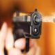 दुकान में बैठी महिला को मार दी गोली, लेकिन जब सामने आई CCTV फुटेज तो सभी के क्यों उड़ गए होश