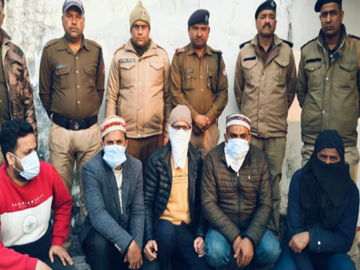 हल्द्वानी हिंसा के मास्टरमाइंड अब्दुल मलिक और बेटों सहित 9 आरोपियों की जब्त होगी संपत्ति, कोर्ट का आदेश हल्द्वानी हिंसा के मास्टरमाइंड अब्दुल मलिक और बेटों सहित 9 आरोपियों की जब्त होगी संपत्ति, कोर्ट का आदेश