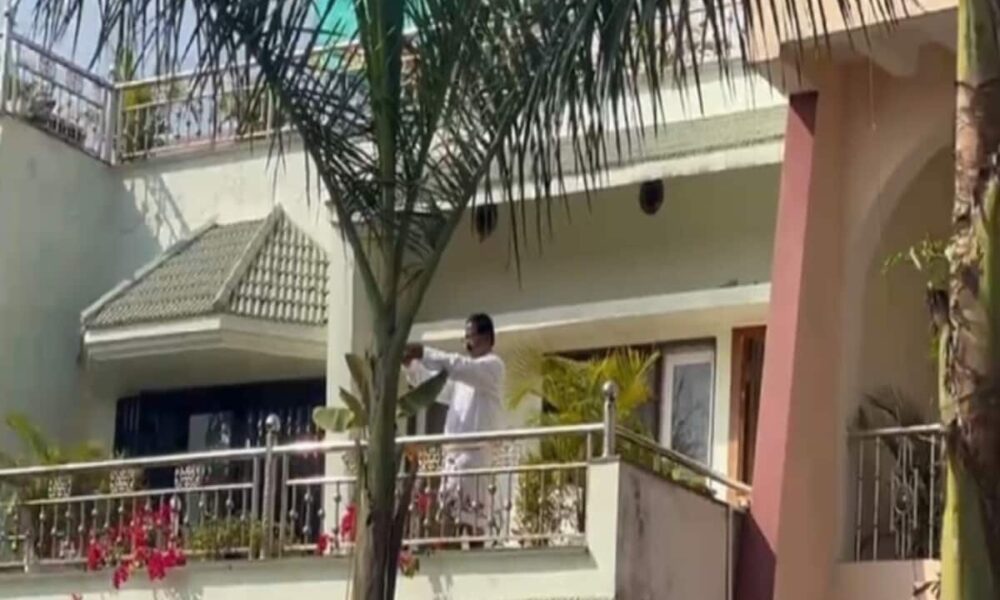Yoga after falling ill during Income Tax raid now former Congress minister Bhagat seen offering water to the Sun