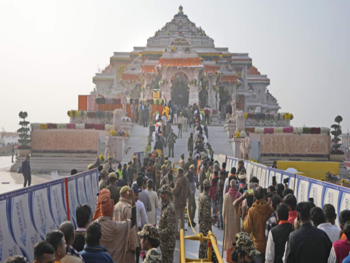 Muslims Darshan Ram Lala Reaching Ayodhya on Foot From Lucknow Said Kashi and Mathura Should Get Grand Temples – लखनऊ से पैदल चल अयोध्या पहुंचे मुस्लिमों ने किए रामलला के दर्शन, कहा Muslims Darshan Ram Lala Reaching Ayodhya on Foot From Lucknow Said Kashi and Mathura Should Get Grand Temples – लखनऊ से पैदल चल अयोध्या पहुंचे मुस्लिमों ने किए रामलला के दर्शन, कहा