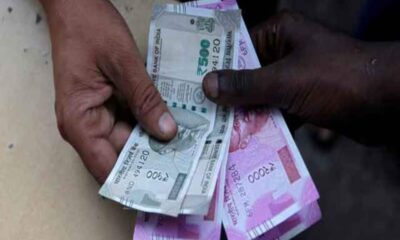 UP Aligarh ABVP Former Worker Begged for money from shopkeepers to pay ransom during dispute