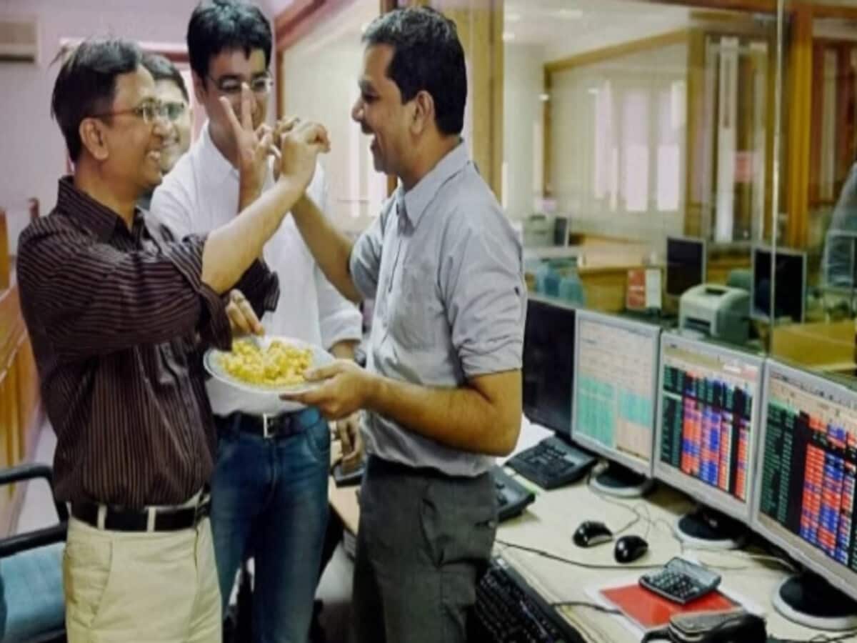 Samvardhana Motherson International Ltd share may go up tp 133 rupees after huge delivered 1 lakh turn 15 crore rupees – Business News India – ₹133 पर जाएगा यह शेयर, 1 पैसे से कम का था भाव, 1 लाख को बना दिया ₹15 करोड़, Business News Samvardhana Motherson International Ltd share may go up tp 133 rupees after huge delivered 1 lakh turn 15 crore rupees – Business News India – ₹133 पर जाएगा यह शेयर, 1 पैसे से कम का था भाव, 1 लाख को बना दिया ₹15 करोड़, Business News