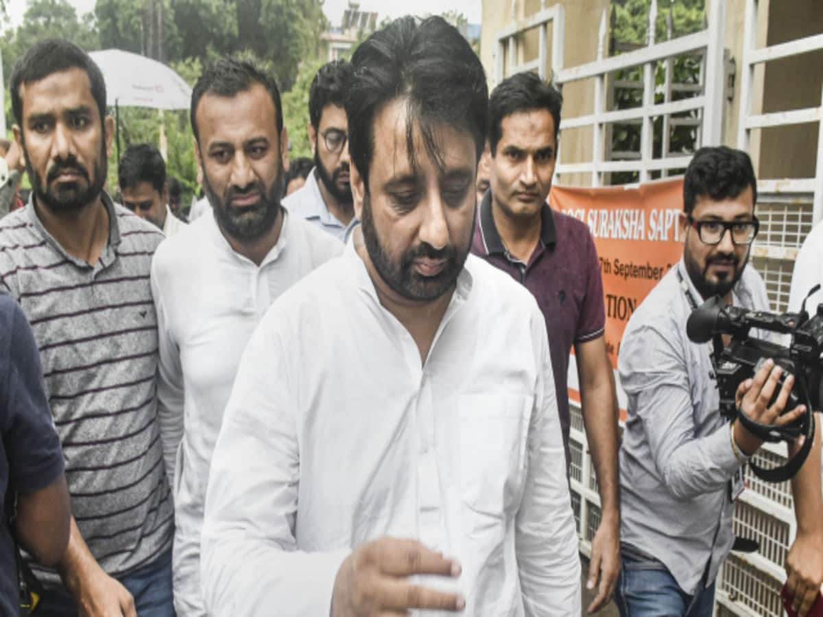 AAP विधायक अमानतुल्ला खान को नहीं मिली अंतरिम राहत, वक्फ बोर्ड से जुड़े केस में हैं आरोपी AAP विधायक अमानतुल्ला खान को नहीं मिली अंतरिम राहत, वक्फ बोर्ड से जुड़े केस में हैं आरोपी
