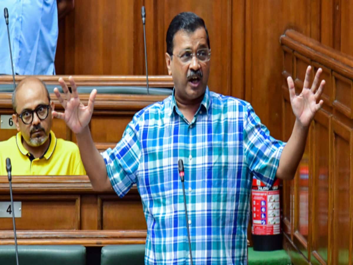 केजरीवाल फिर विधानसभा में दिखाएंगे अपना बहुमत, क्यों चल दिया दांव केजरीवाल फिर विधानसभा में दिखाएंगे अपना बहुमत, क्यों चल दिया दांव