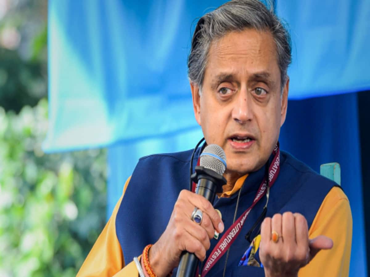JLF 2024: Shashi Tharoor said I came my self has been happening in the country for the last 10 years – JLF 2024: शशि थरूर बोले JLF 2024: Shashi Tharoor said I came my self has been happening in the country for the last 10 years – JLF 2024: शशि थरूर बोले
